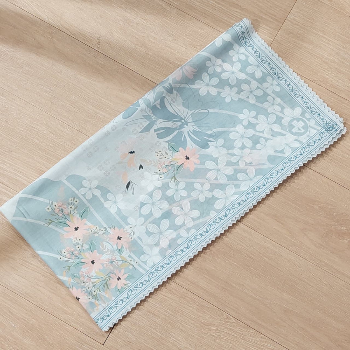 DANYKA SCARF