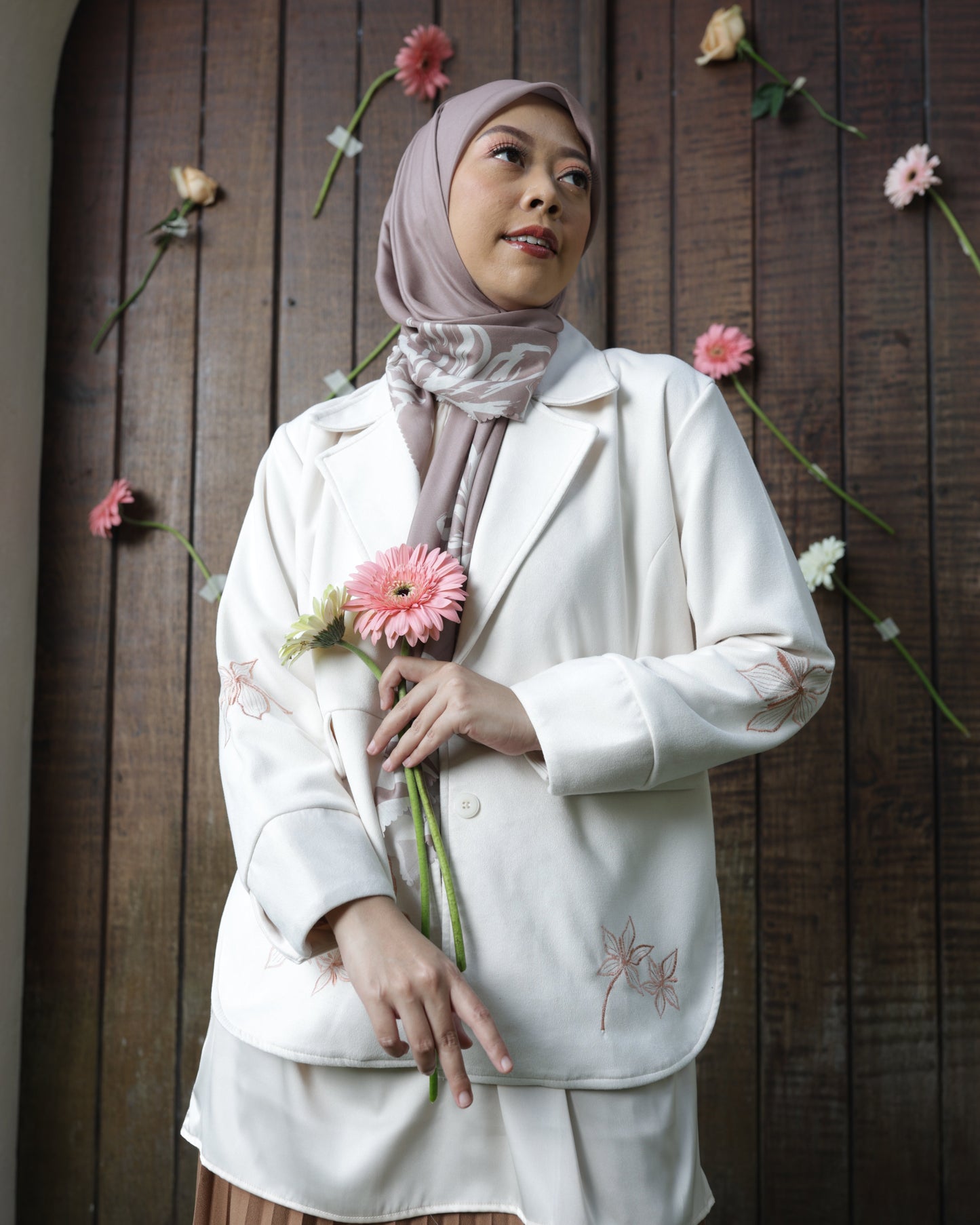 TAZIRA BLAZER