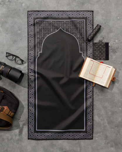 SAJADAH TRAVELING GENGGAM MAN